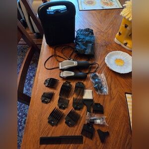 Wahl Deluxe Haircutting Kit Clipper + Attachments - MADE IN THE USA